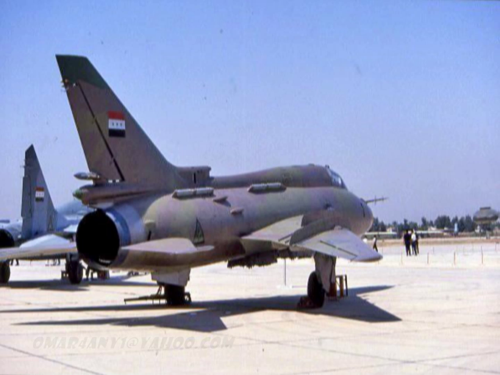 1987_Iraqi Air Force Sukhoi Su-22M4 Fitter-C