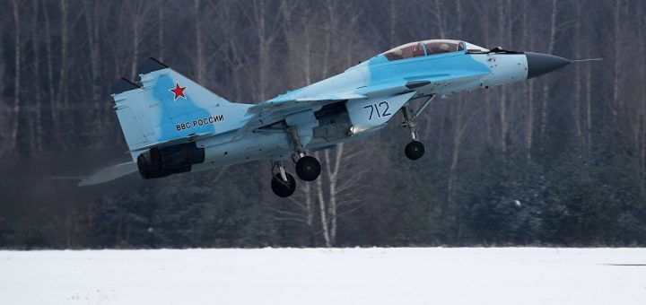 Rusya’nın yeni nesil savaş uçağı MiG-35’in ilk test uçuşu yapıldı