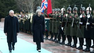 Theresa May, Binali Yıldırım