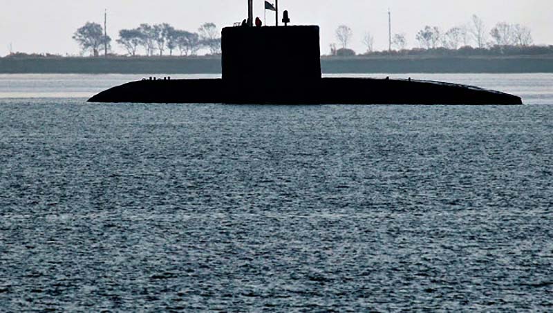 Swedish forces continue the search for a "suspicious object" in the Stockholm archipelago, but cannot confirm media reports that this is a damaged Russian submarine. (Photo by © AP © RIA Novosti. Vitaliy Ankov)