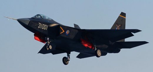 Chinese J-31 stealth fighter Lands on zhuhai
