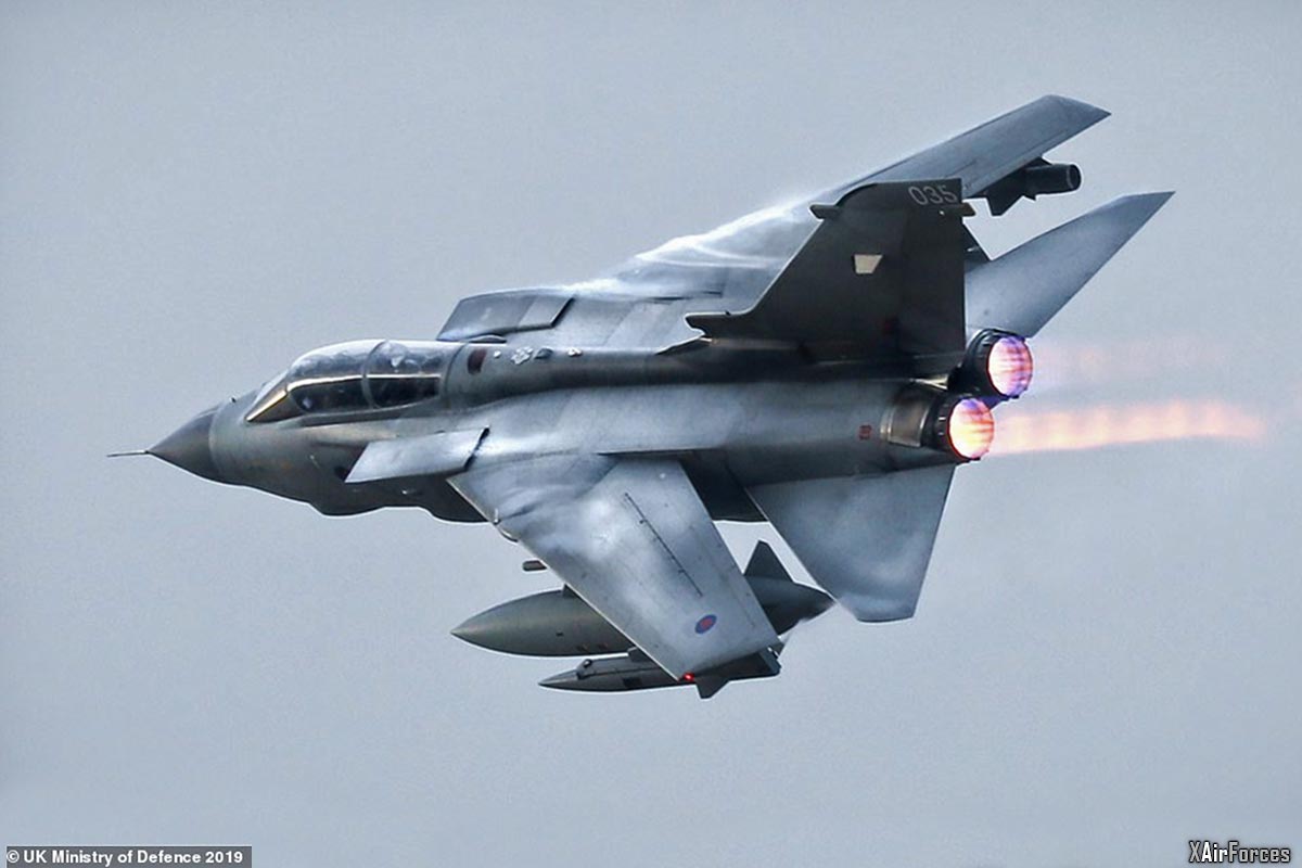 RAF Tornados fly last mission